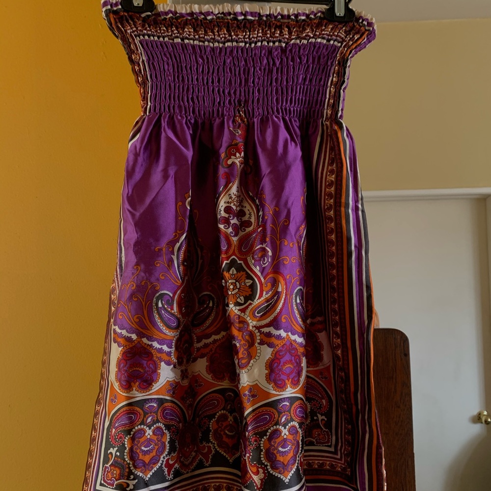 FOREVER 21💜Purple Strapless Mini Dress w/ Paisley